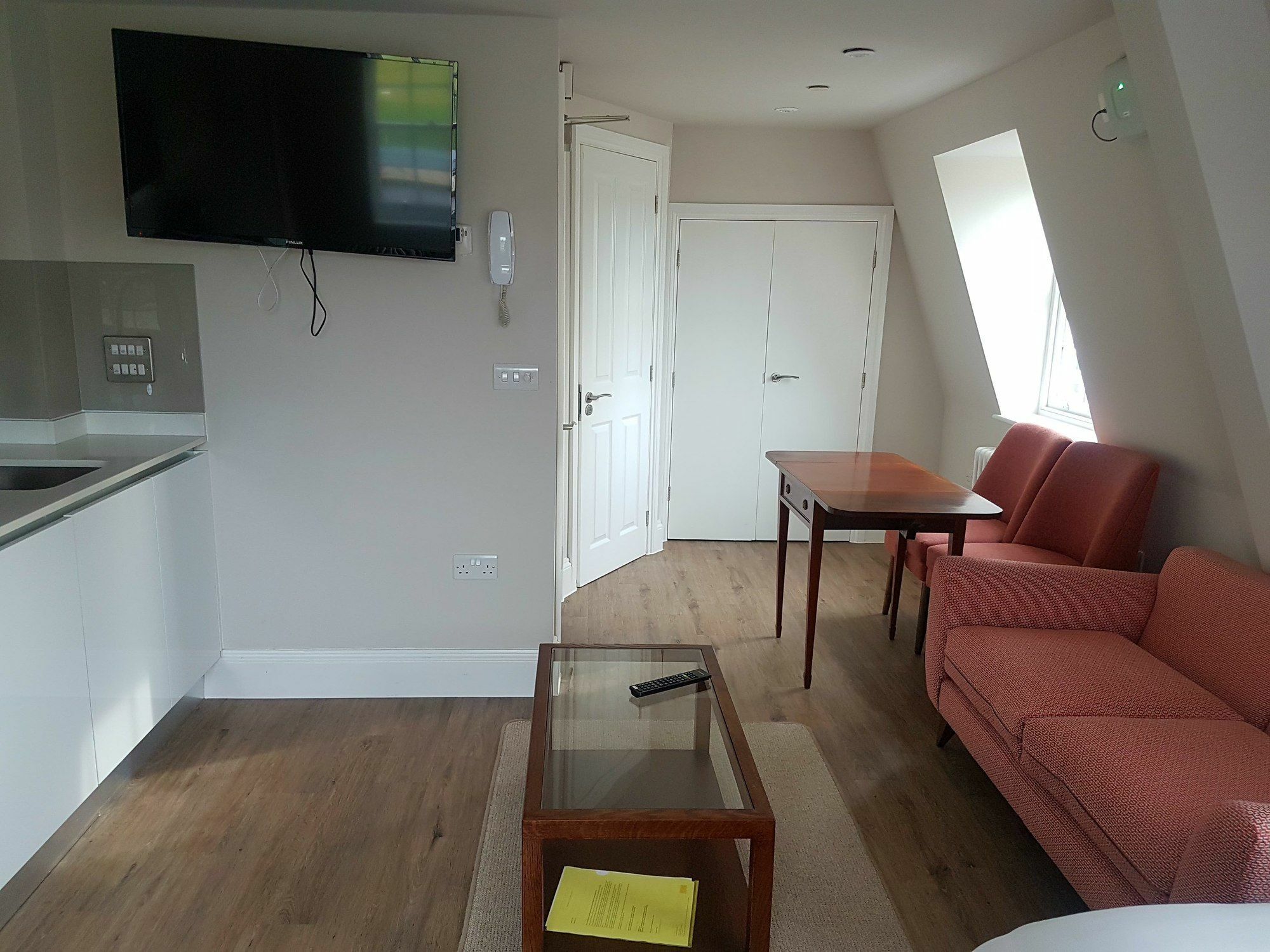 Beech House Apartment Bristol Exterior photo